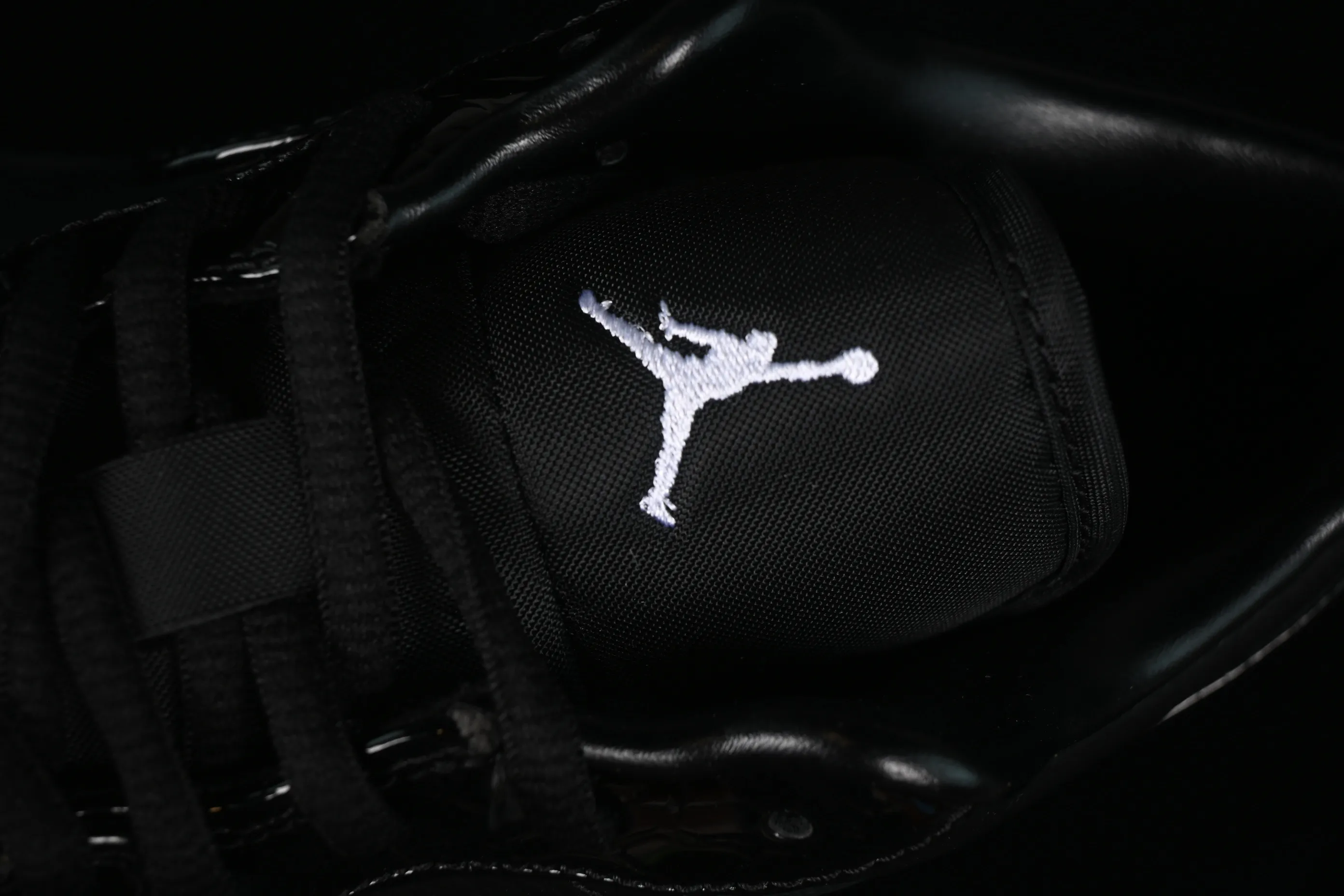 All categories Air Jordan Jordan series basketball shoes Air Jordan 1 Low G version pure original Air Jordan 1 Low "Black Croc" AJ1 Joe 1 crocodile black low-top cultural casual sneakers HJ7743-010